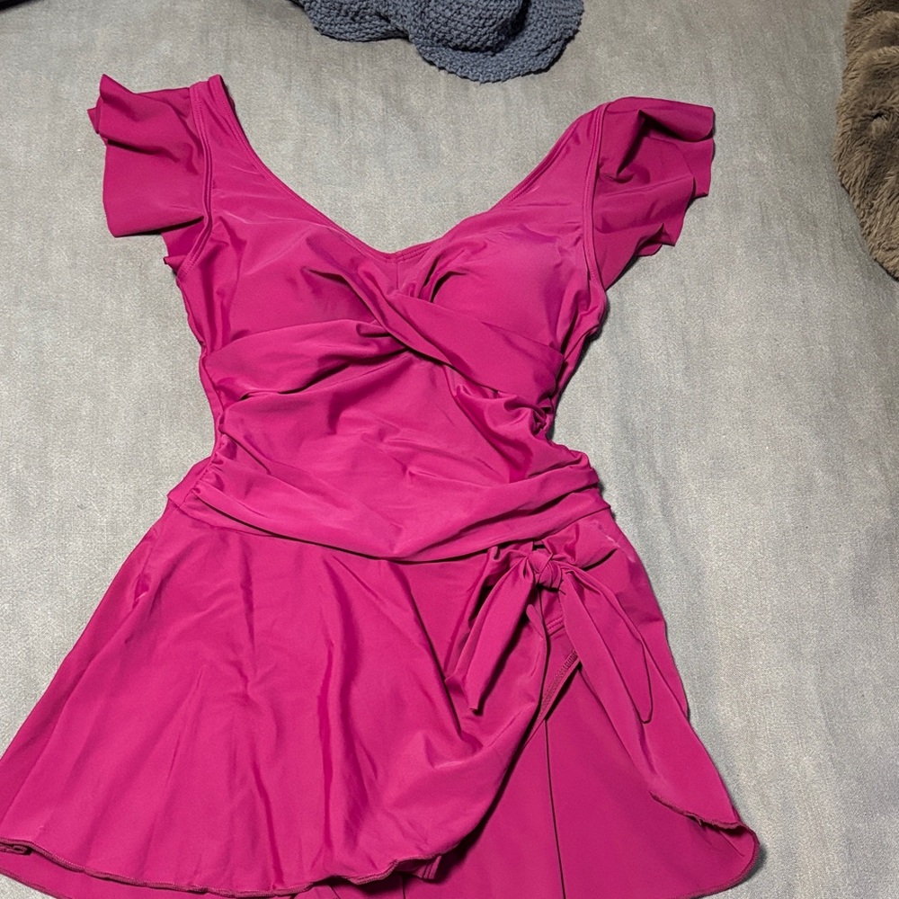 Ruffled Cap-Sleeve One-Piece Swimsuit in Fuchsia